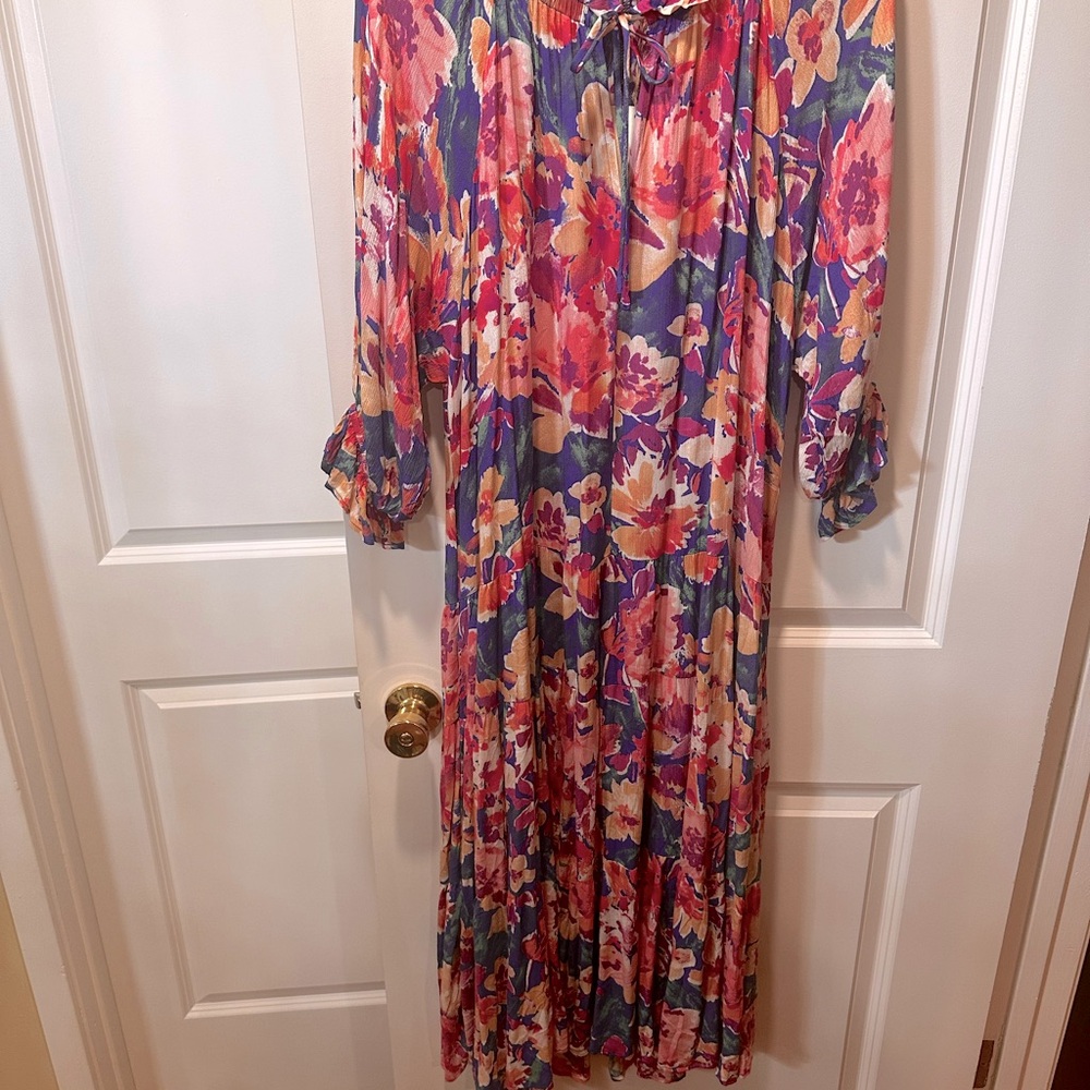 Easel Colorful Floral Dress with Tie Detail - Picture 2 of 8
